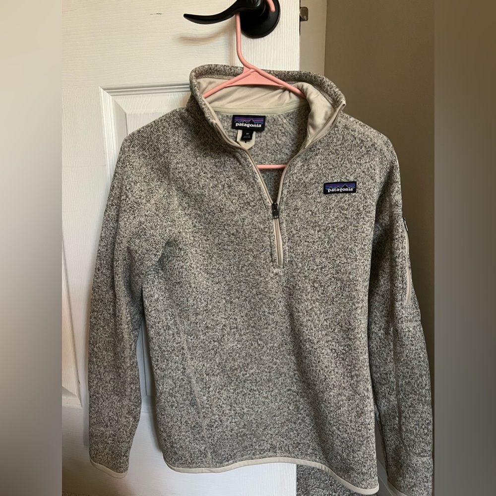 Grey Patagonia Quarter zip sweatshirt